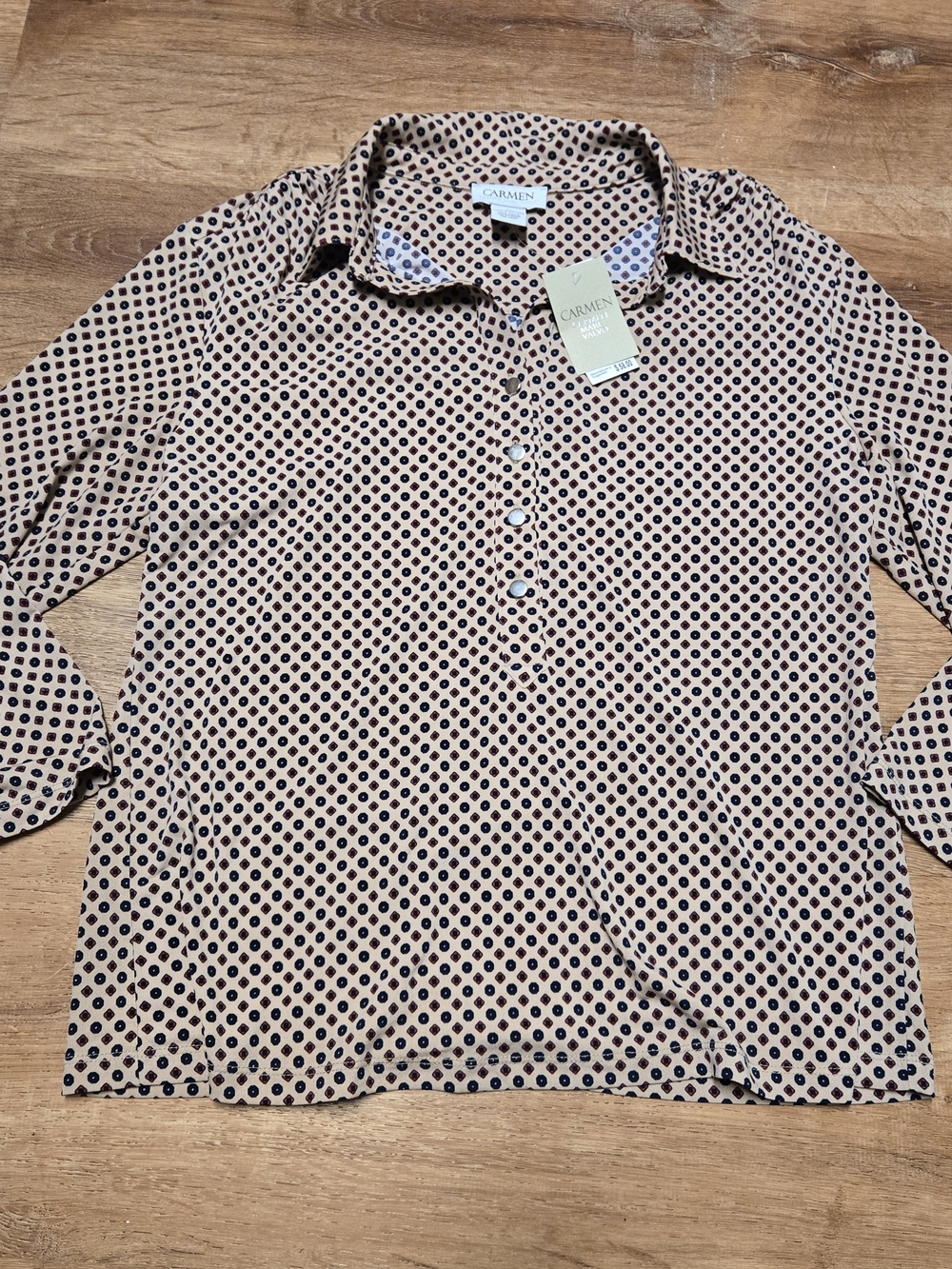 NWT!! Carmen Marc Valvo Tan Blouse with Navy Burgundy Dot Pattern Large
